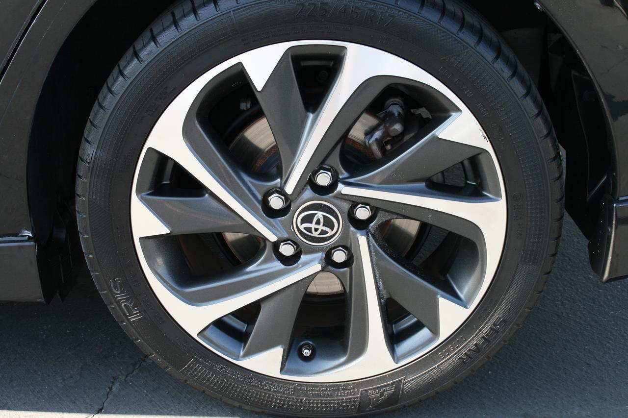 Toyota Corolla iM CVT (Natl) 2018