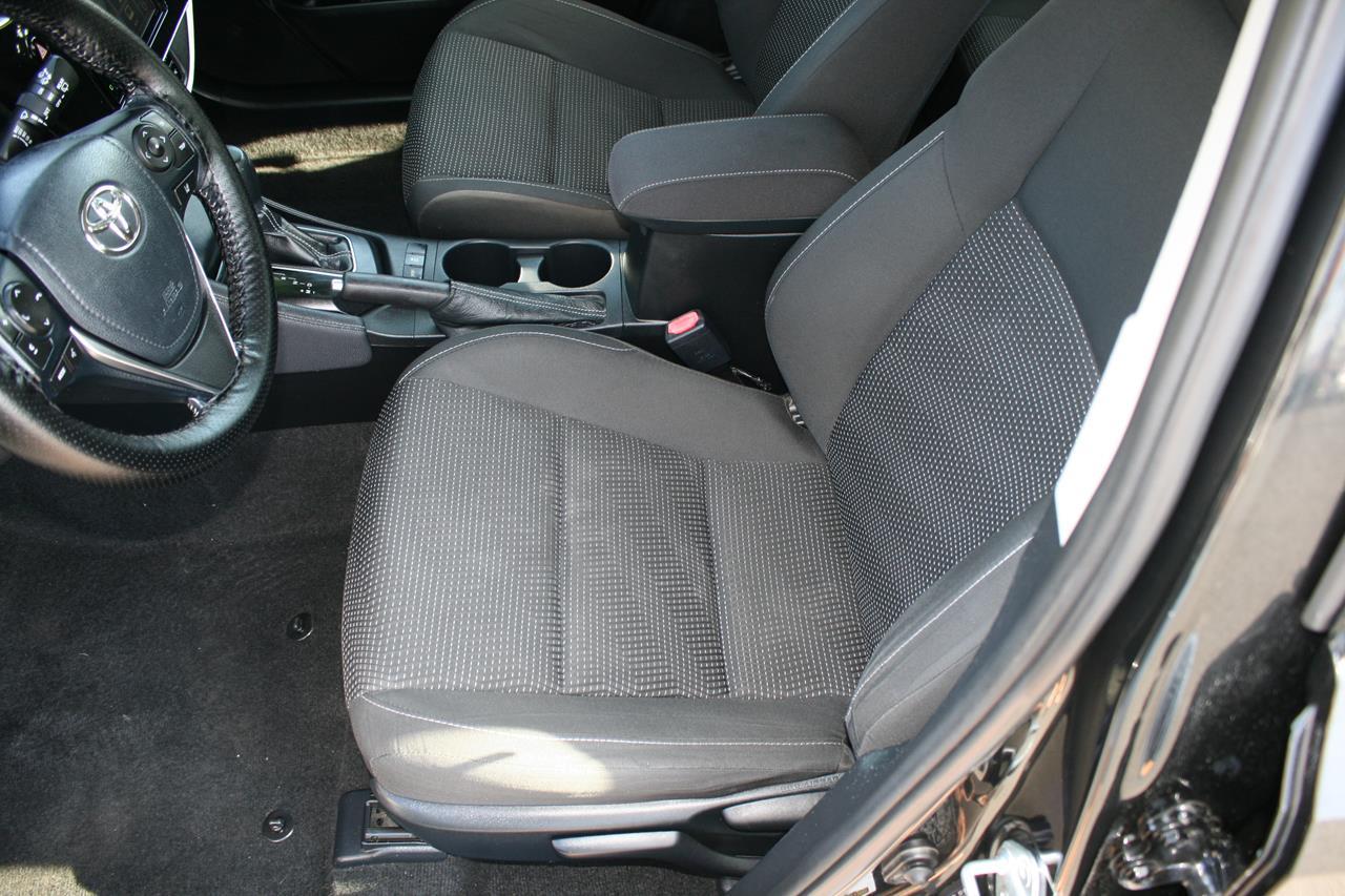 Toyota Corolla iM CVT (Natl) 2018