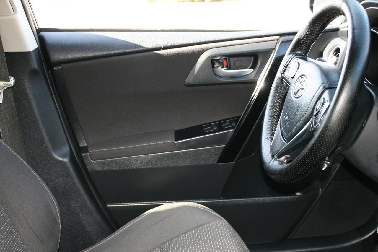 Toyota Corolla iM CVT (Natl) 2018