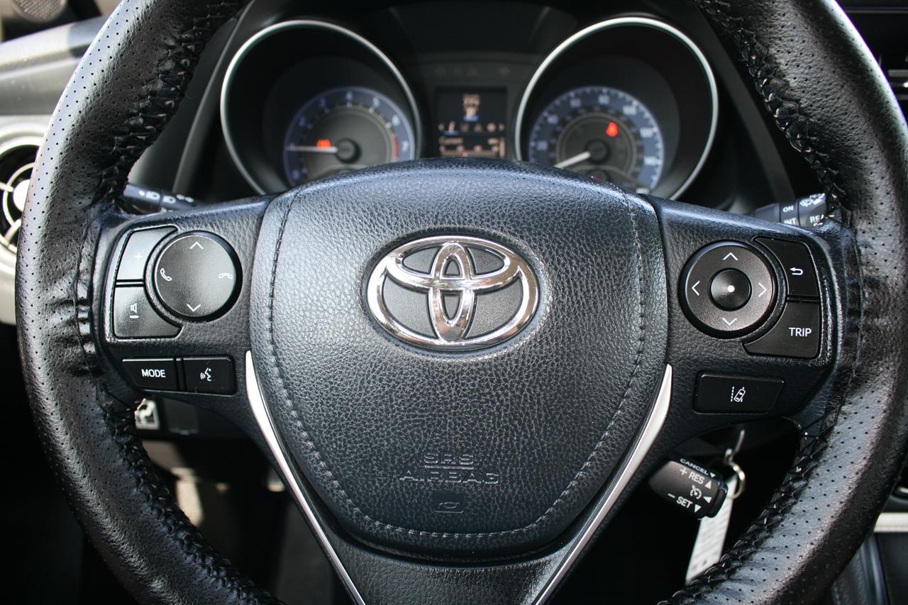 Toyota Corolla iM CVT (Natl) 2018