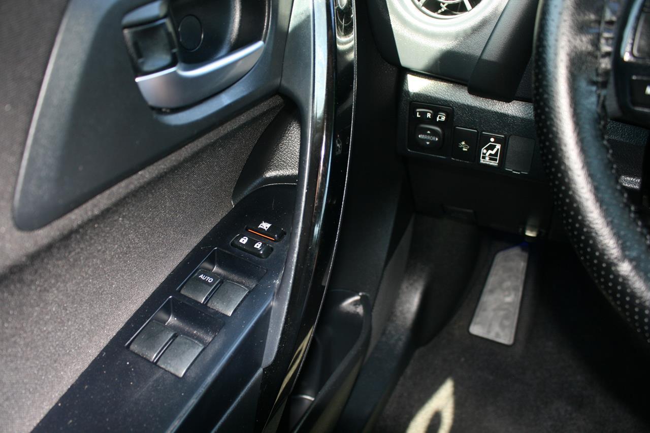 Toyota Corolla iM CVT (Natl) 2018