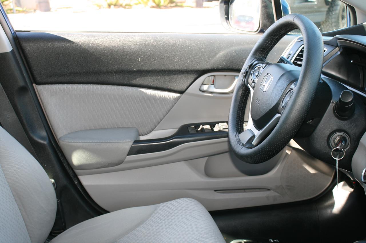 Honda Civic Sedan 4dr CVT LX 2014