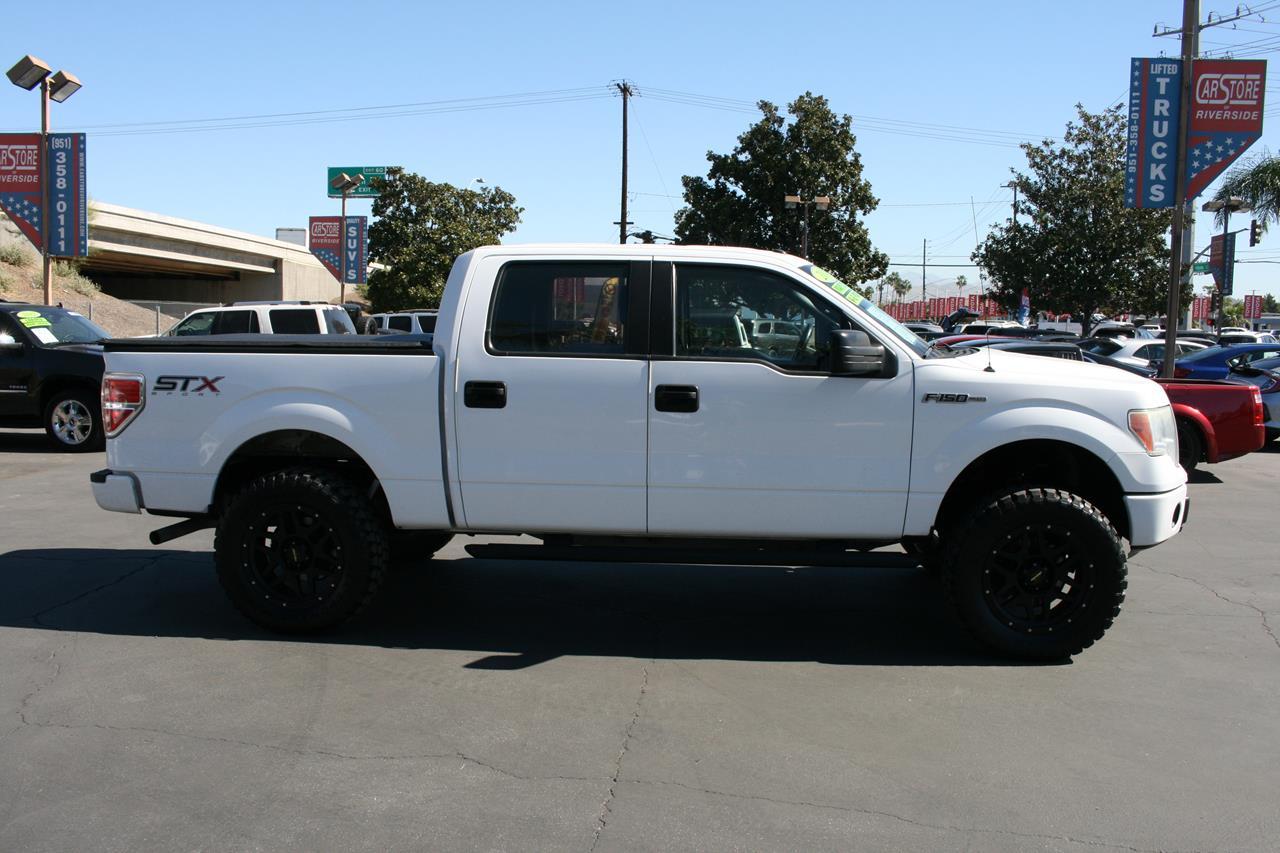 Ford F-150 2WD SuperCrew 145" STX 2014