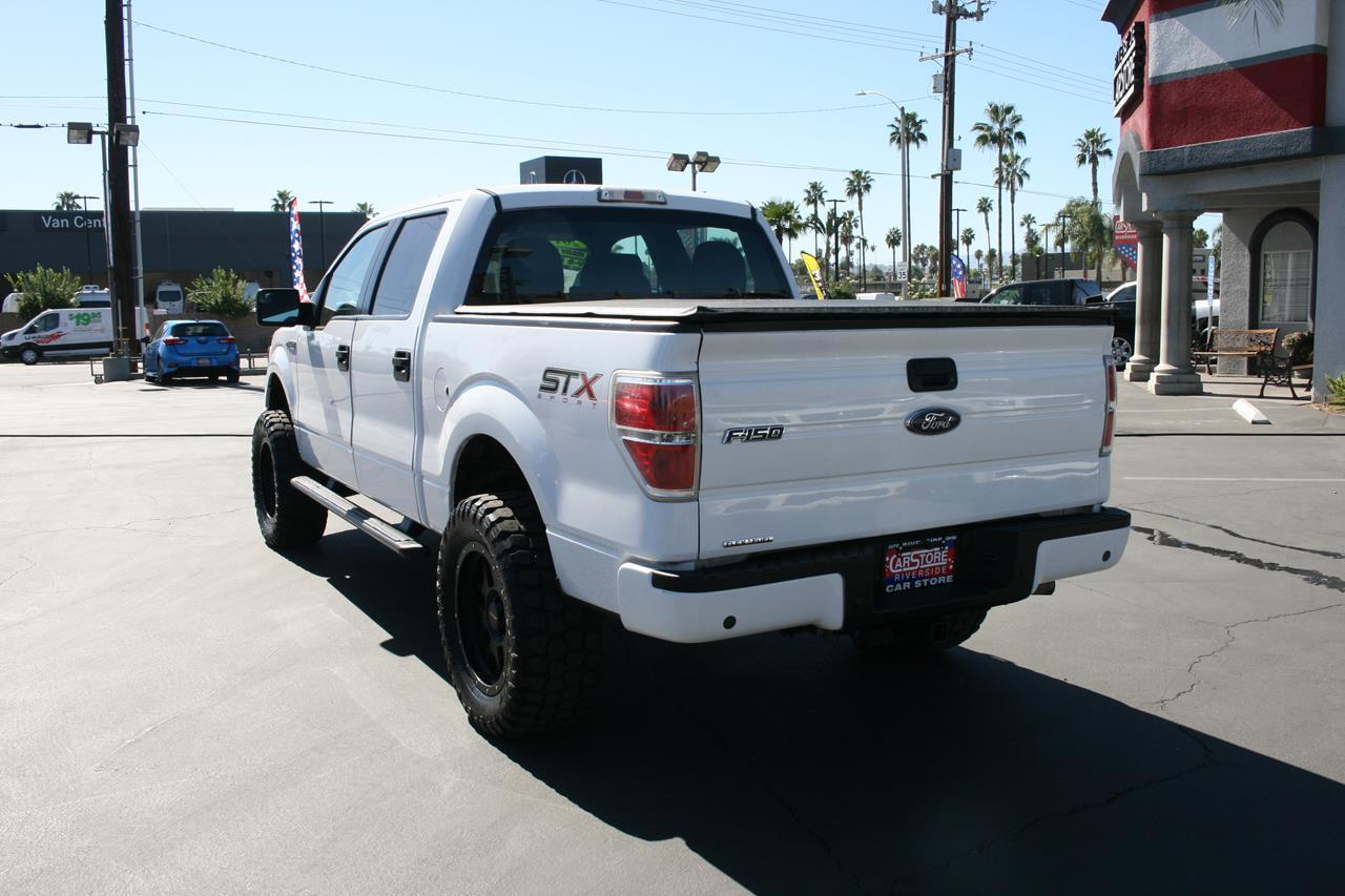 Ford F-150 2WD SuperCrew 145" STX 2014