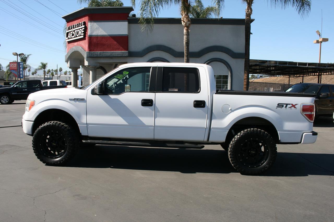 Ford F-150 2WD SuperCrew 145" STX 2014