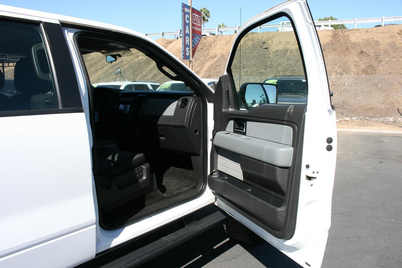 Ford F-150 2WD SuperCrew 145" STX 2014
