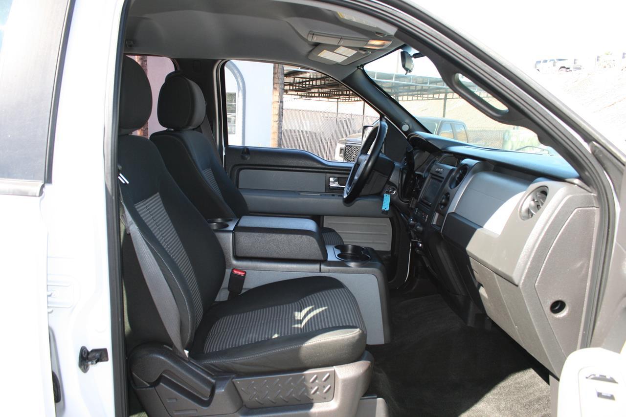 Ford F-150 2WD SuperCrew 145" STX 2014