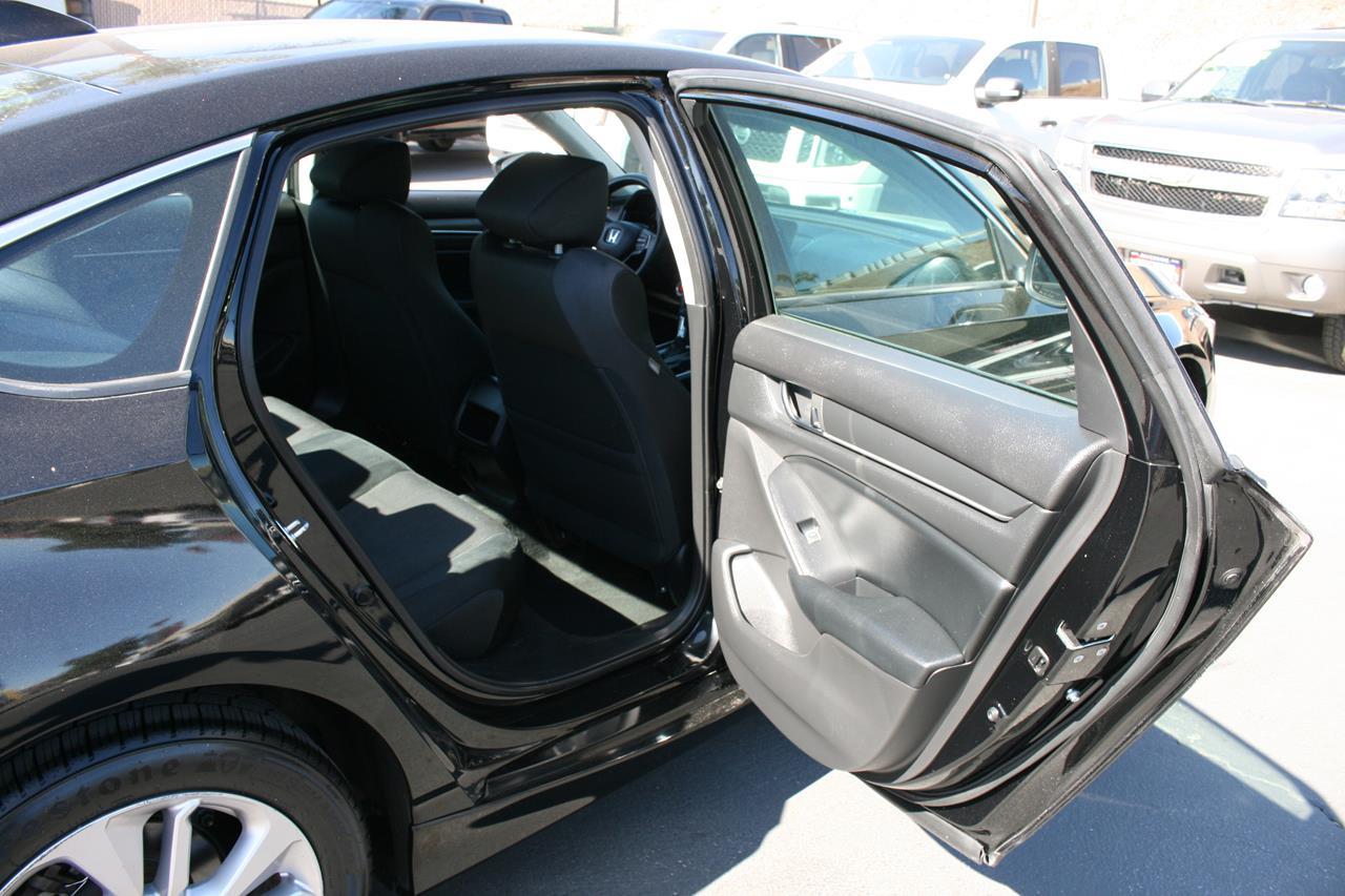Honda Accord Sedan LX 1.5T CVT 2018
