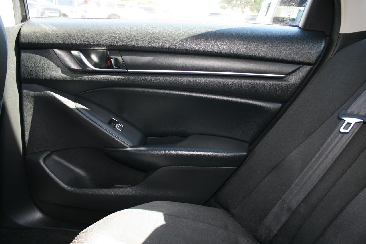 Honda Accord Sedan LX 1.5T CVT 2018