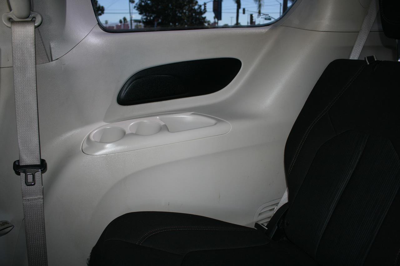 Chrysler Pacifica Touring FWD 2017