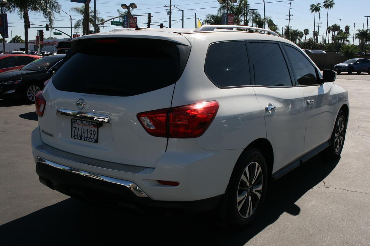 Nissan Pathfinder FWD S 2017