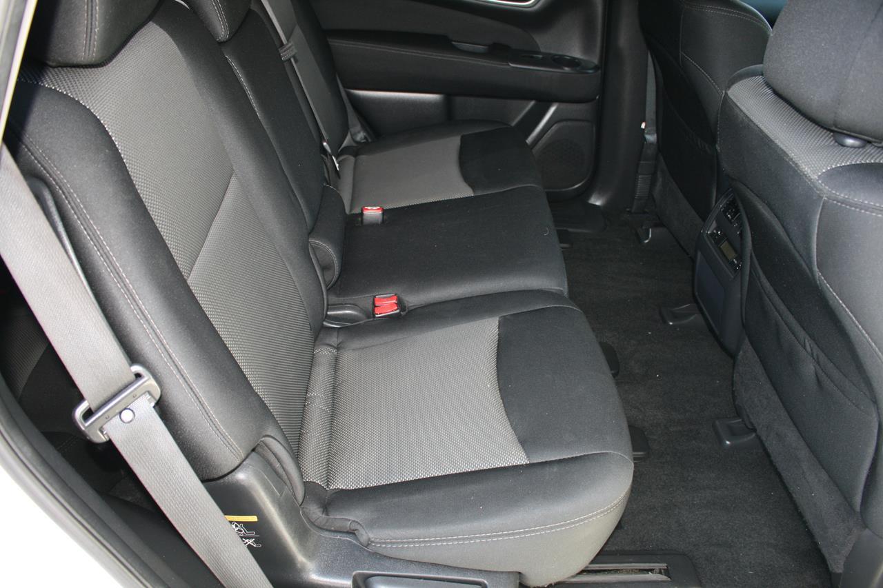 Nissan Pathfinder FWD S 2017