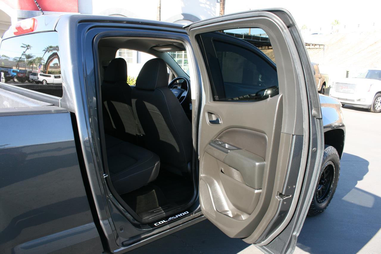 Chevrolet Colorado 2WD Crew Cab 140.5" LT 2015