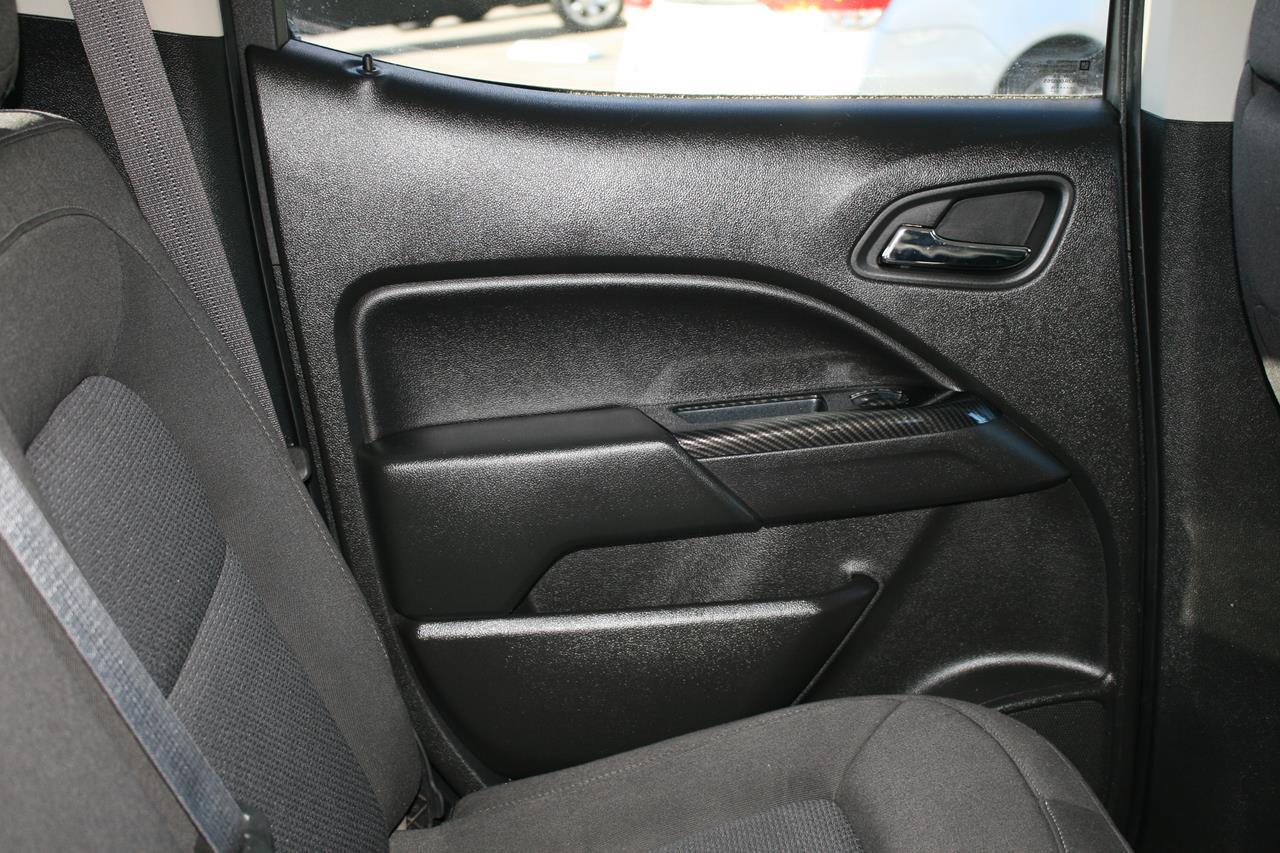 Chevrolet Colorado 2WD Crew Cab 140.5" LT 2015