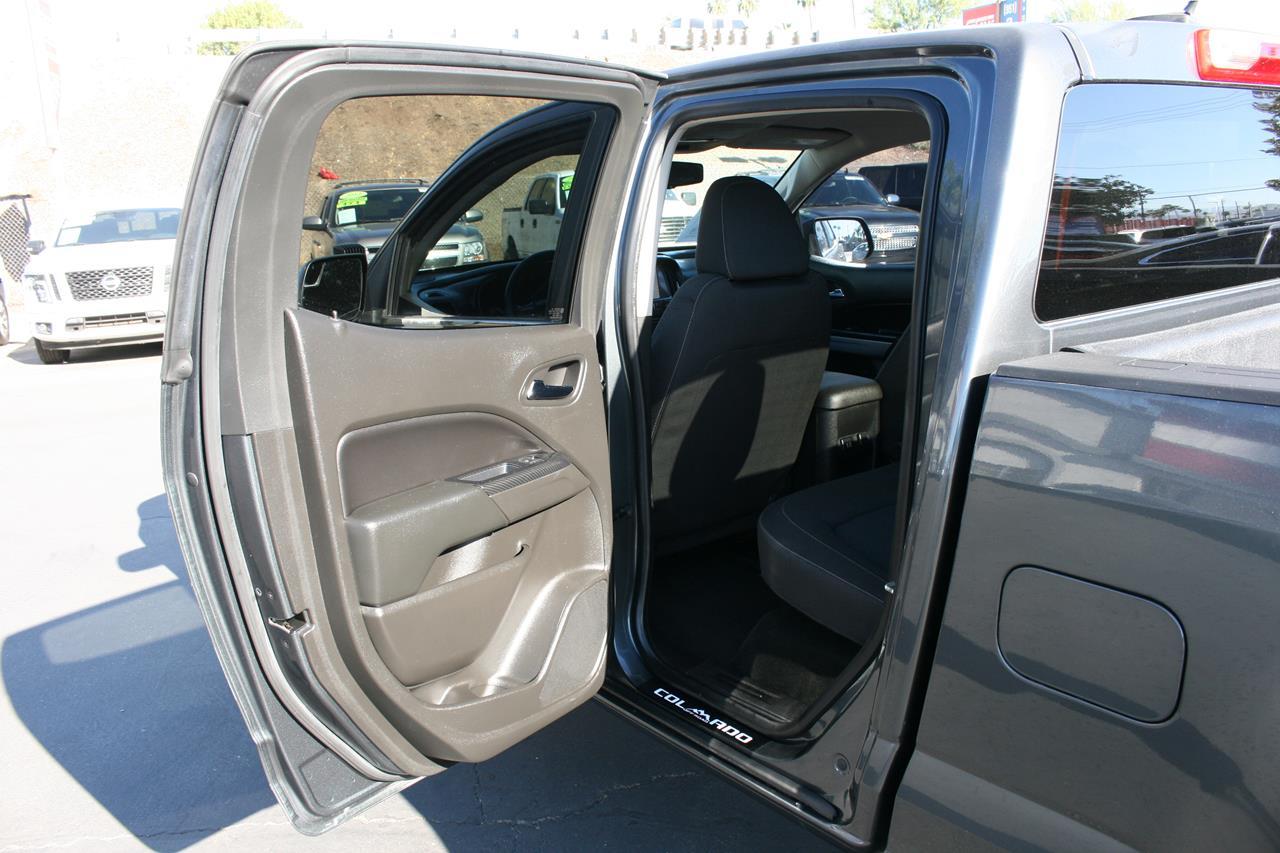 Chevrolet Colorado 2WD Crew Cab 140.5" LT 2015