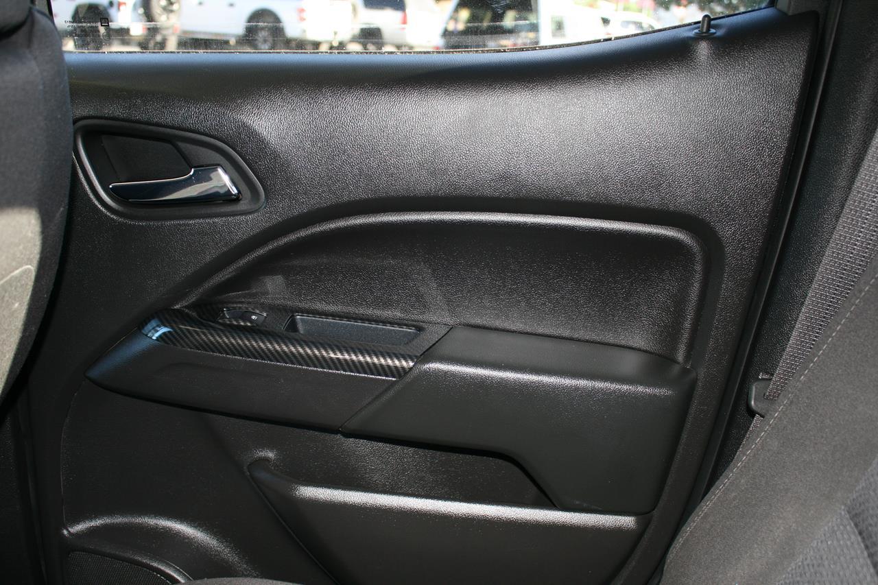 Chevrolet Colorado 2WD Crew Cab 140.5" LT 2015