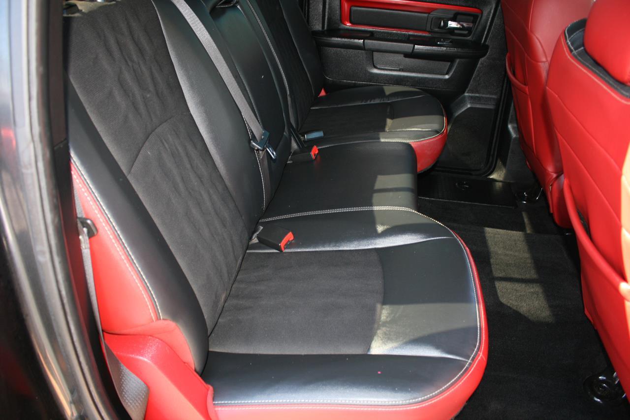 RAM 1500 4WD Crew Cab 140.5" Rebel 2016