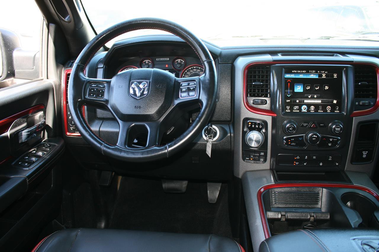 RAM 1500 4WD Crew Cab 140.5" Rebel 2016
