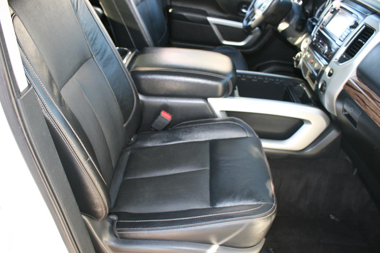 Nissan Titan 4x4 Crew Cab SL 2018