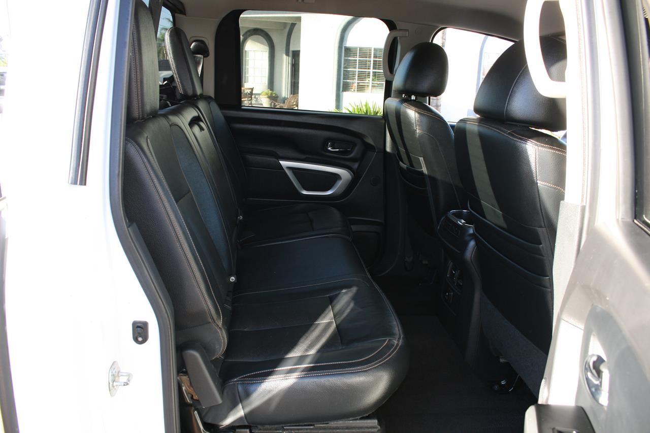 Nissan Titan 4x4 Crew Cab SL 2018