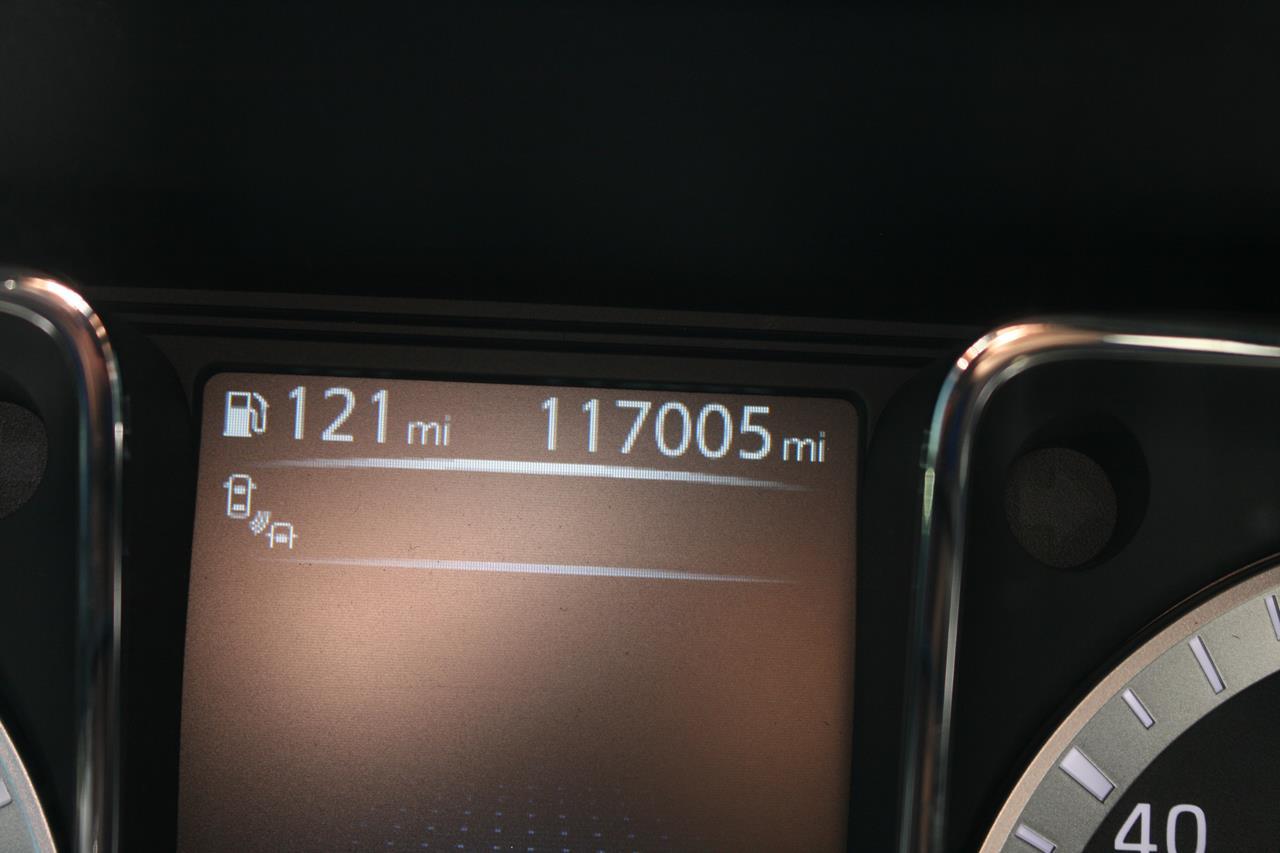 Nissan Titan 4x4 Crew Cab SL 2018