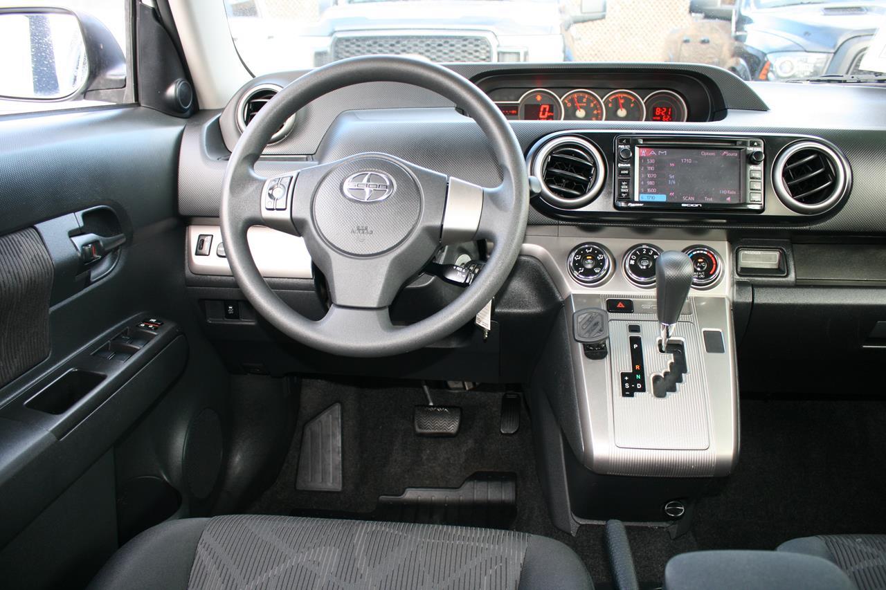 Scion xB 5dr Wgn Auto (Natl) 2013