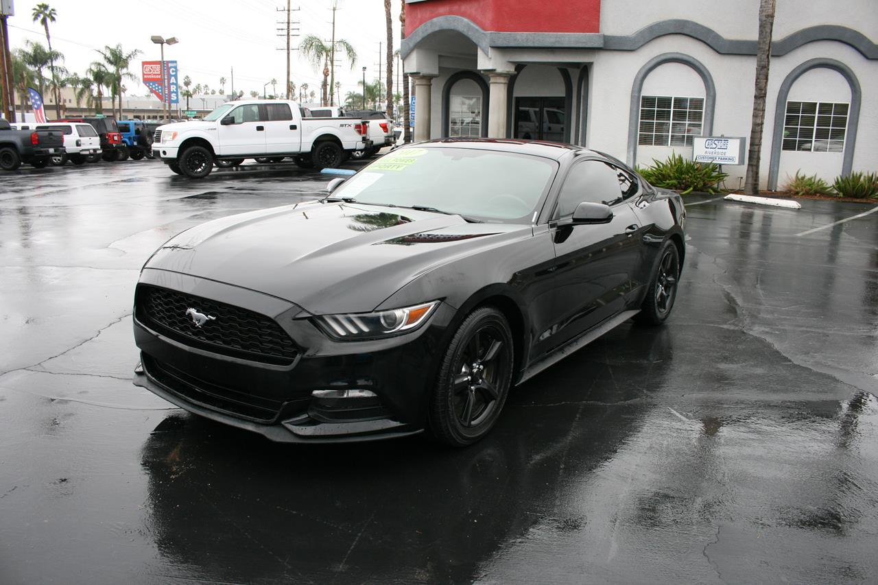Ford Mustang V6 Fastback 2017