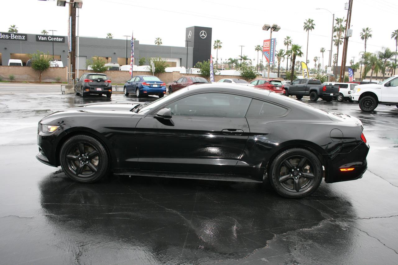 Ford Mustang V6 Fastback 2017