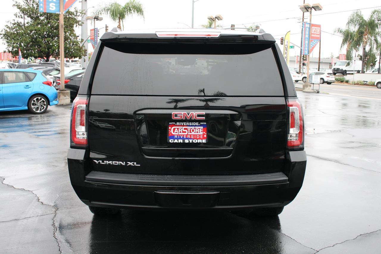 GMC Yukon XL 2WD 4dr SLT 2017