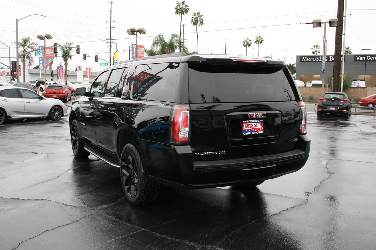 GMC Yukon XL 2WD 4dr SLT 2017