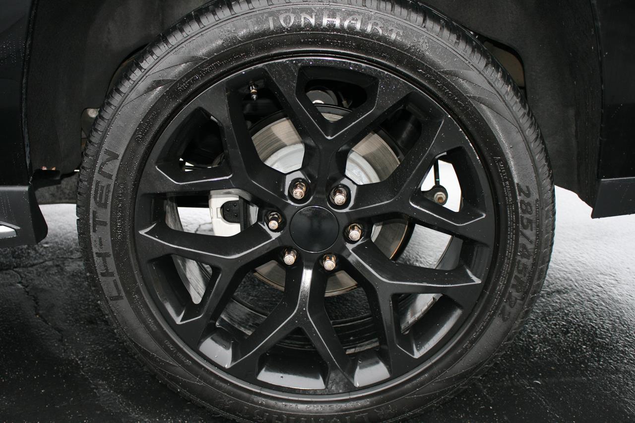 GMC Yukon XL 2WD 4dr SLT 2017
