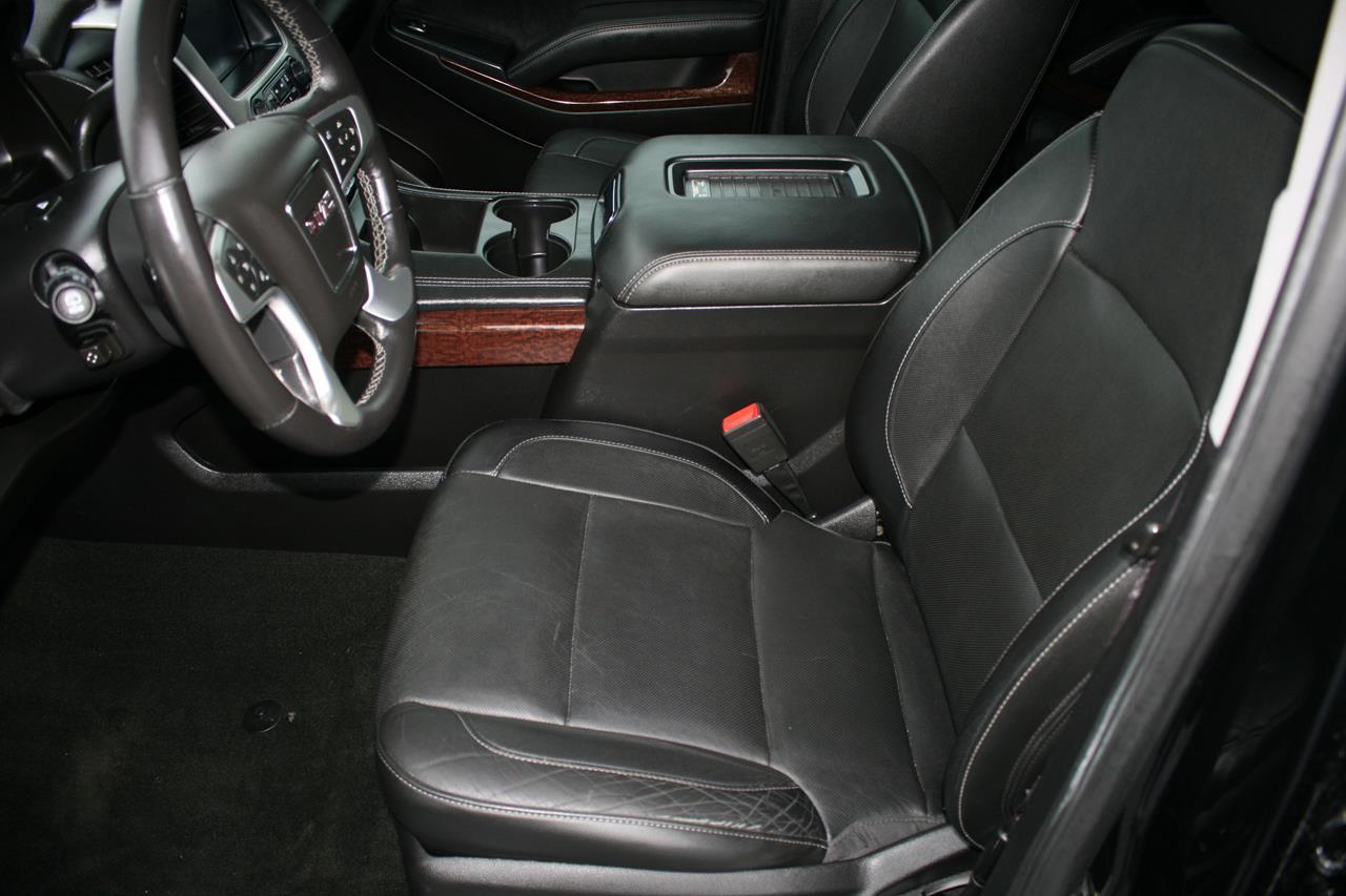 GMC Yukon XL 2WD 4dr SLT 2017