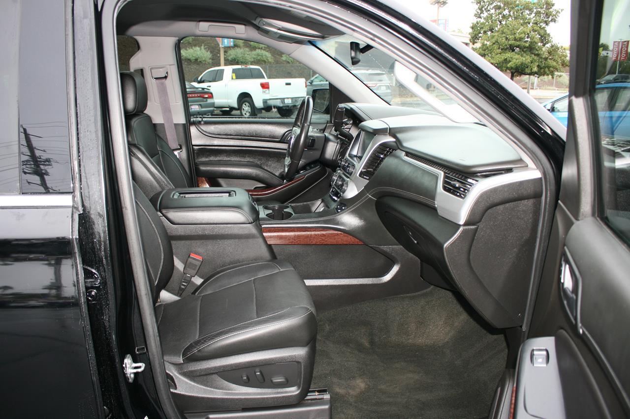 GMC Yukon XL 2WD 4dr SLT 2017