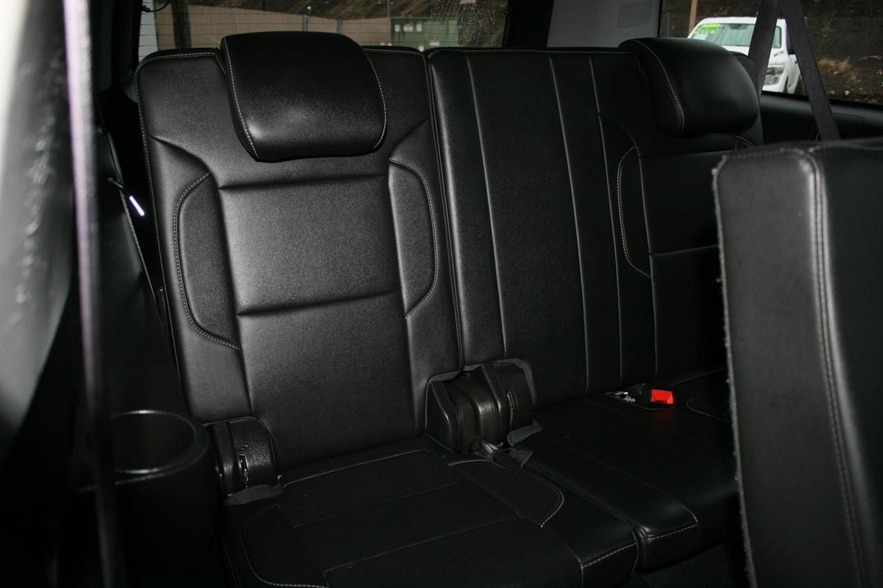 GMC Yukon XL 2WD 4dr SLT 2017