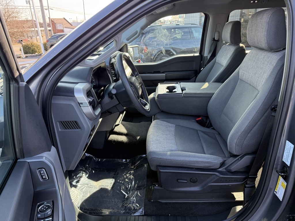 Ford F-150 XLT SuperCrew 5.5-ft. Bed 4WD 2023