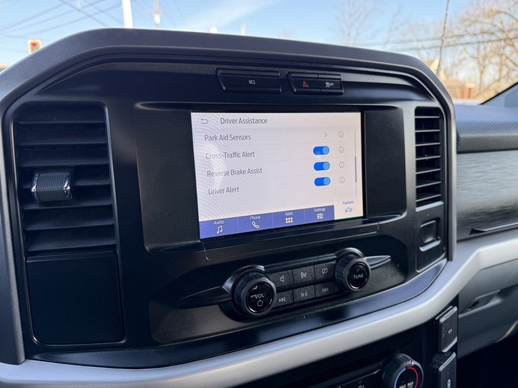 Ford F-150 XLT SuperCrew 5.5-ft. Bed 4WD 2023