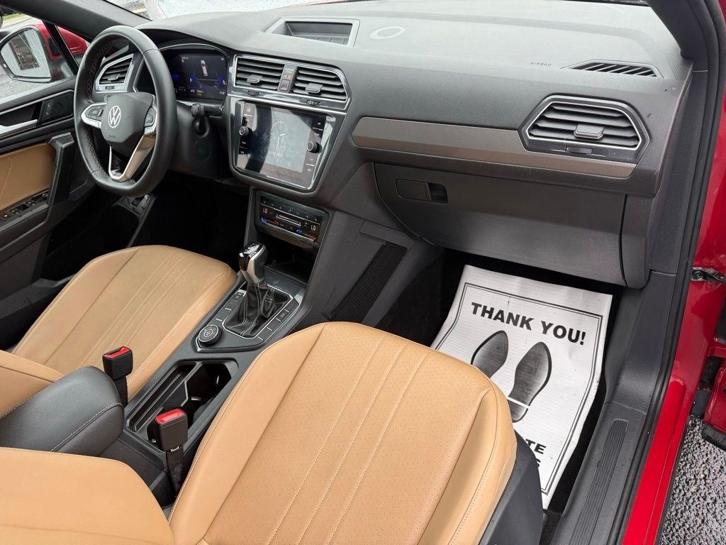 2022 Volkswagen Tiguan SE - Photo 36