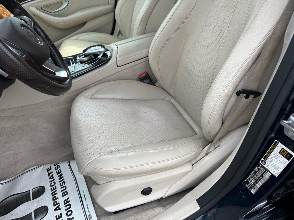 Mercedes-Benz E-Class E300 Luxury 4MATIC Sedan 2017