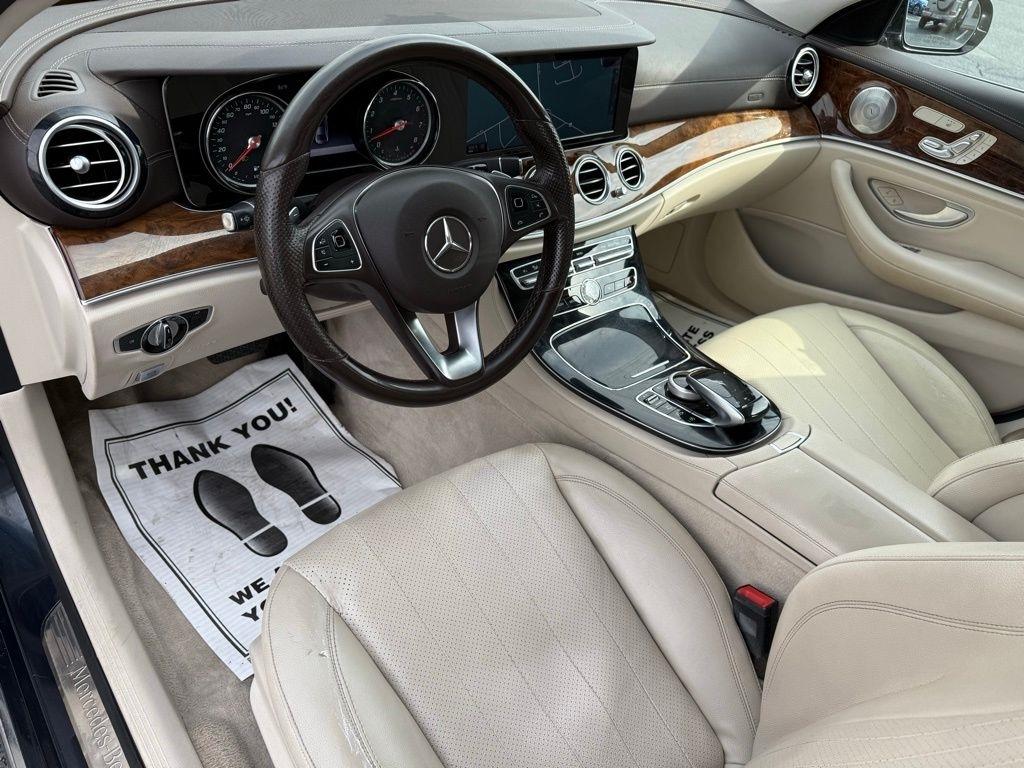 Mercedes-Benz E-Class E300 Luxury 4MATIC Sedan 2017