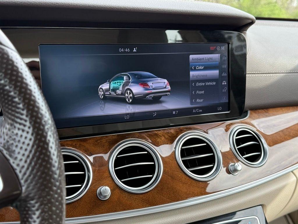 Mercedes-Benz E-Class E300 Luxury 4MATIC Sedan 2017