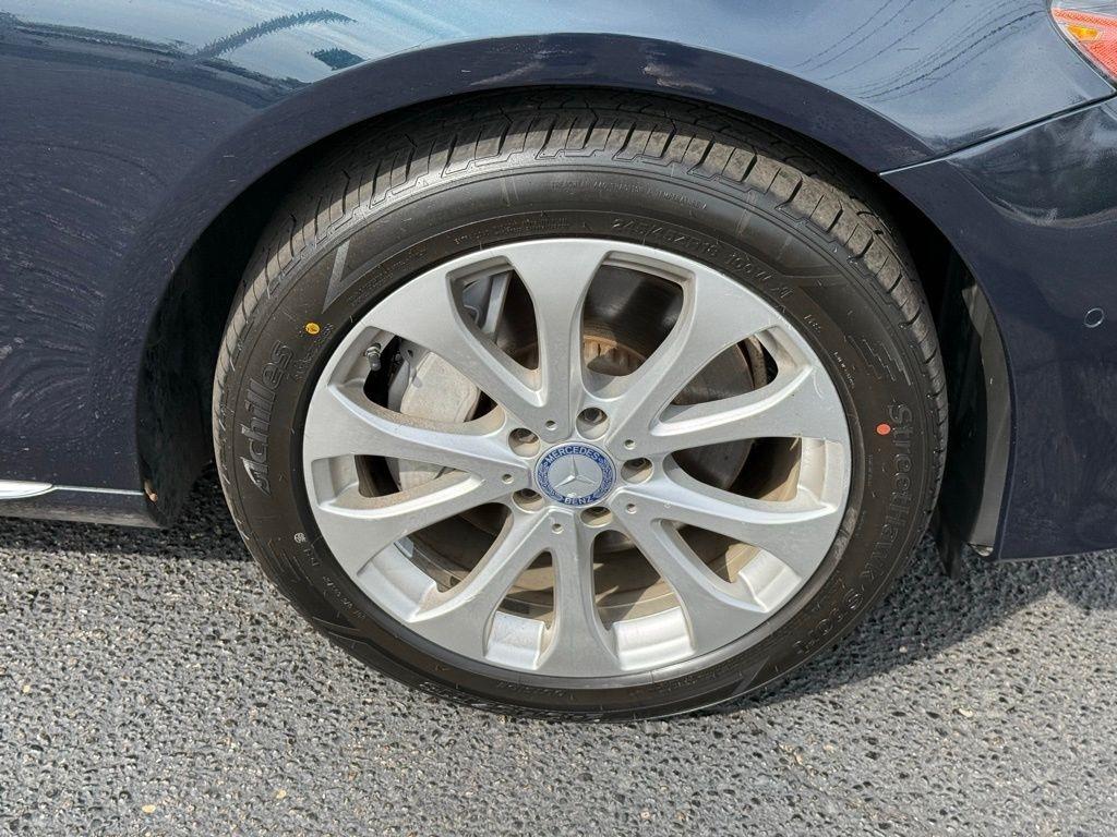 Mercedes-Benz E-Class E300 Luxury 4MATIC Sedan 2017