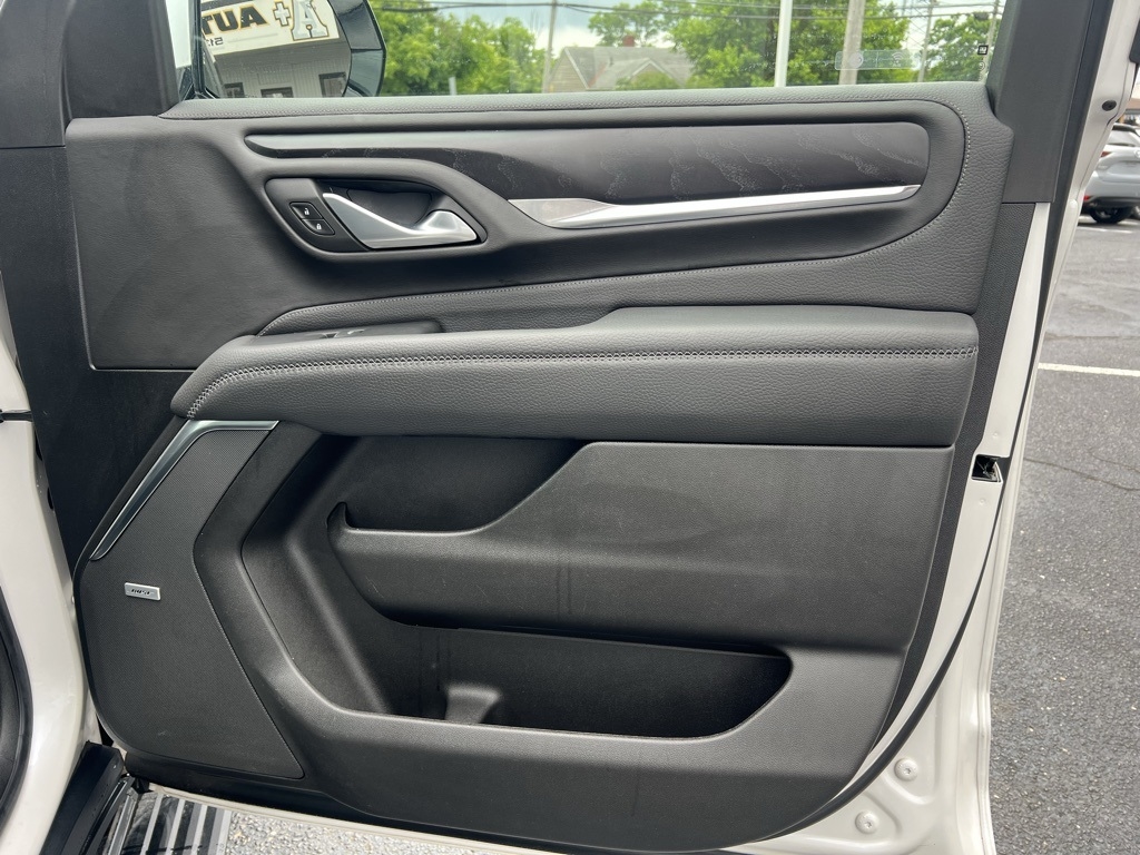 GMC Yukon Denali 4WD 2022