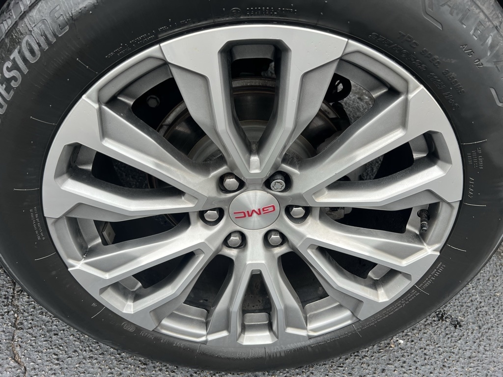 GMC Yukon Denali 4WD 2022