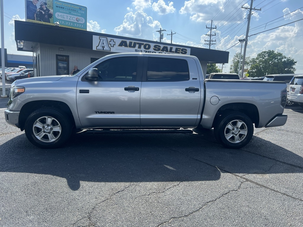 Toyota Tundra SR5 5.7L V8 FFV CrewMax 4WD 2018