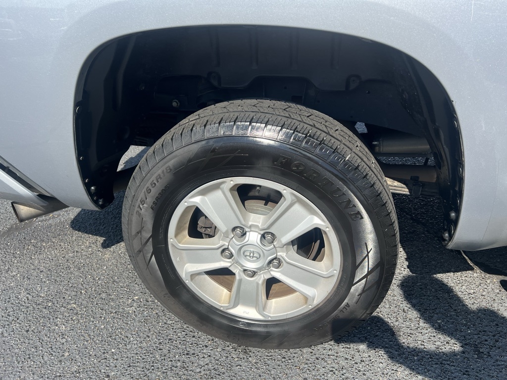 Toyota Tundra SR5 5.7L V8 FFV CrewMax 4WD 2018