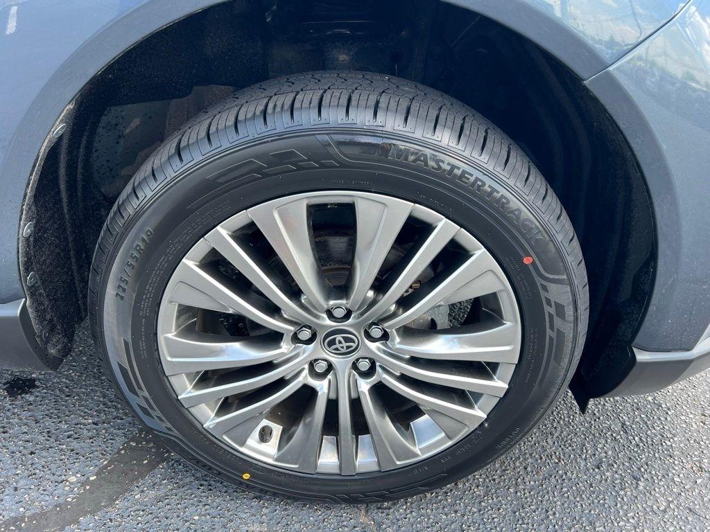 Toyota Venza Limited 2021