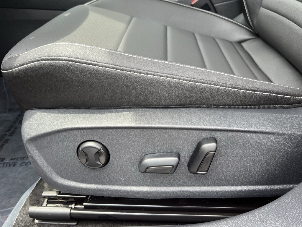 Volkswagen Jetta SE 2024