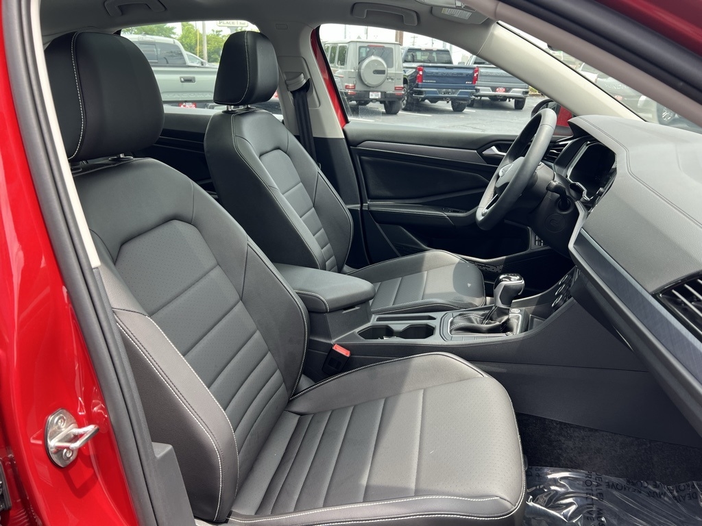 Volkswagen Jetta SE 2024