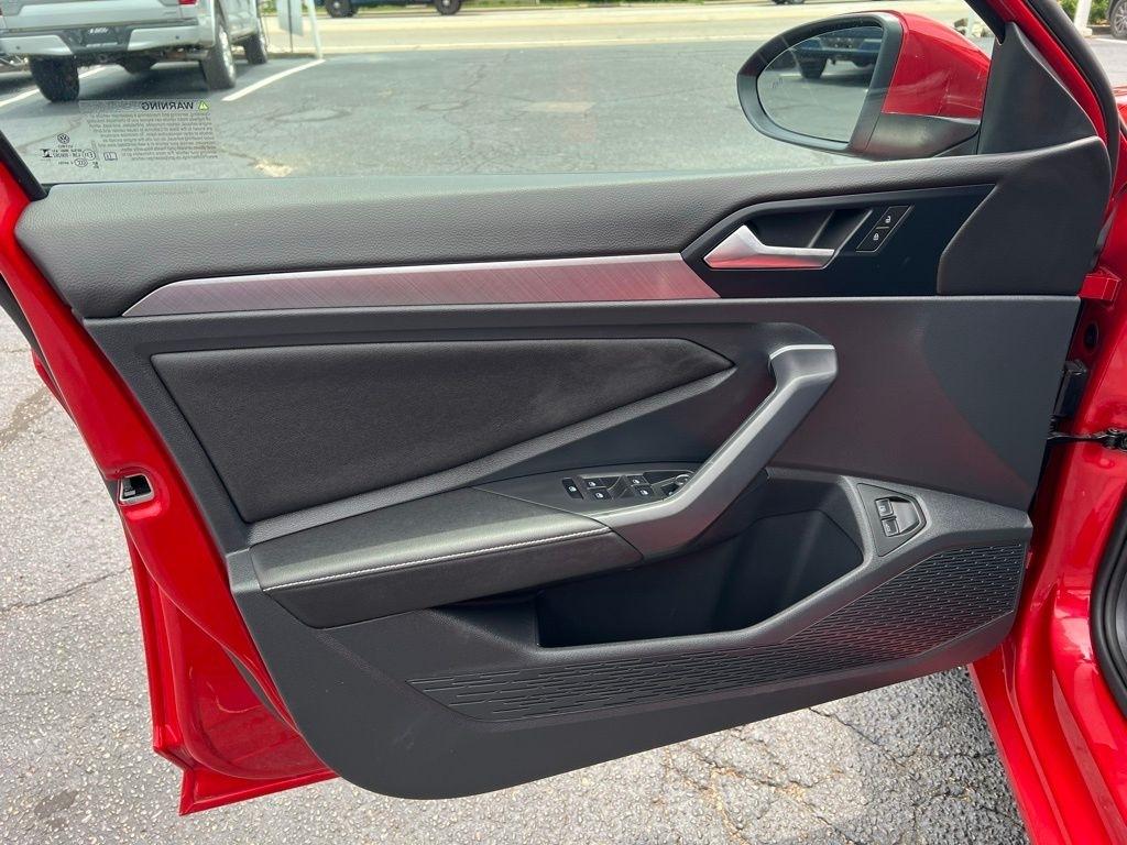 Volkswagen Jetta SE 2024