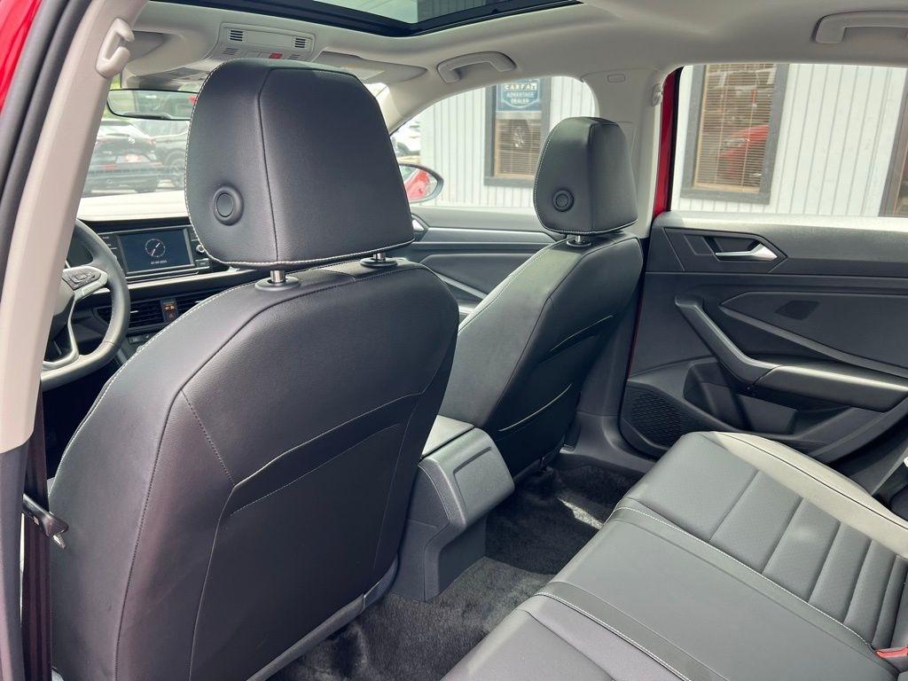 Volkswagen Jetta SE 2024